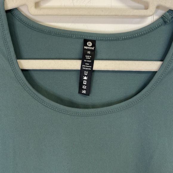 Women’s XS 90 degree by reflex long sleeved top green - Picture 3 of 5